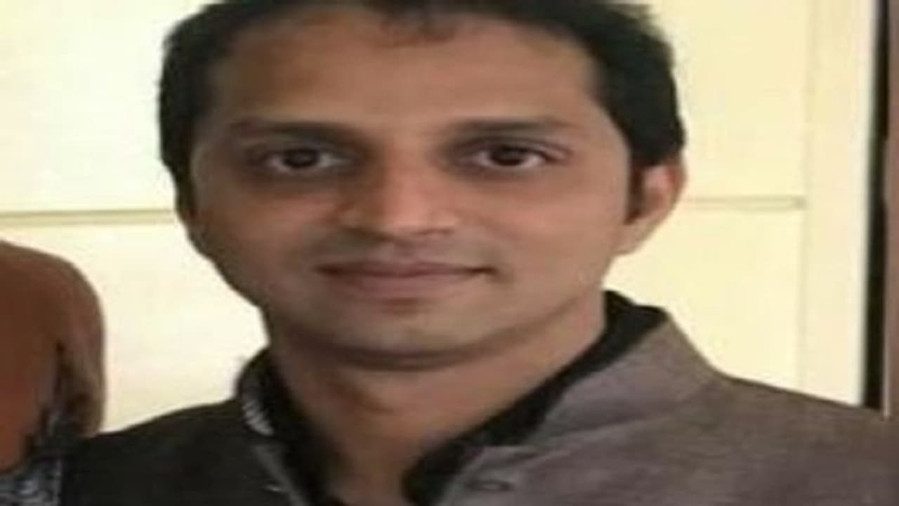 ಬೆಂಗಳೂರು: ಮಹಿಳೆಯ ಖಾಸಗಿ ಫೋಟೋ ಇಟ್ಕೊಂಡು ಮಂಚಕ್ಕೆ ಕರೆದ ಫಿಲ್ಮ್ ಪ್ರೊಮೋಟರ್ ಬೆಂಗಳೂರು: ಮಹಿಳೆಯ ಖಾಸಗಿ ಫೋಟೋ ಇಟ್ಕೊಂಡು ಮಂಚಕ್ಕೆ ಕರೆದ ಫಿಲ್ಮ್ ಪ್ರೊಮೋಟರ್