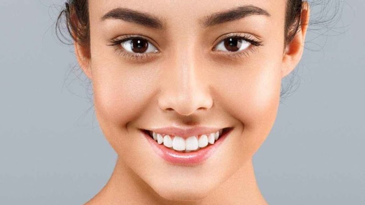 കണ്ണിന് ചുറ്റുമുള്ള ചര്‍മ്മം മനോഹരമാക്കാന്‍ ഏഴ് വഴികള്‍...