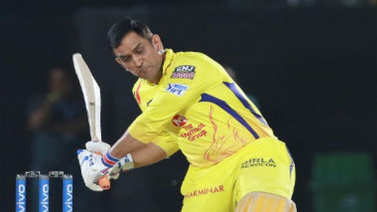 ആറ് സാധ്യതകള് തേടി ബിസിസിഐ; ഐപിഎല് ഉപേക്ഷിച്ചാല് ഏറ്റവും വലിയ നഷ്ടം ധോണിക്ക് ആറ് സാധ്യതകള് തേടി ബിസിസിഐ; ഐപിഎല് ഉപേക്ഷിച്ചാല് ഏറ്റവും വലിയ നഷ്ടം ധോണിക്ക്