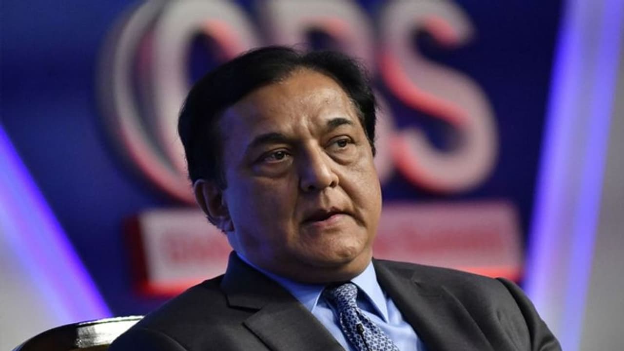 കുരുക്ക് മുറുകുന്നു: റാണാ കപൂറിനെതിരെ സിബിഐ കേസ് രജിസ്റ്റർ ചെയ്തു കുരുക്ക് മുറുകുന്നു: റാണാ കപൂറിനെതിരെ സിബിഐ കേസ് രജിസ്റ്റർ ചെയ്തു