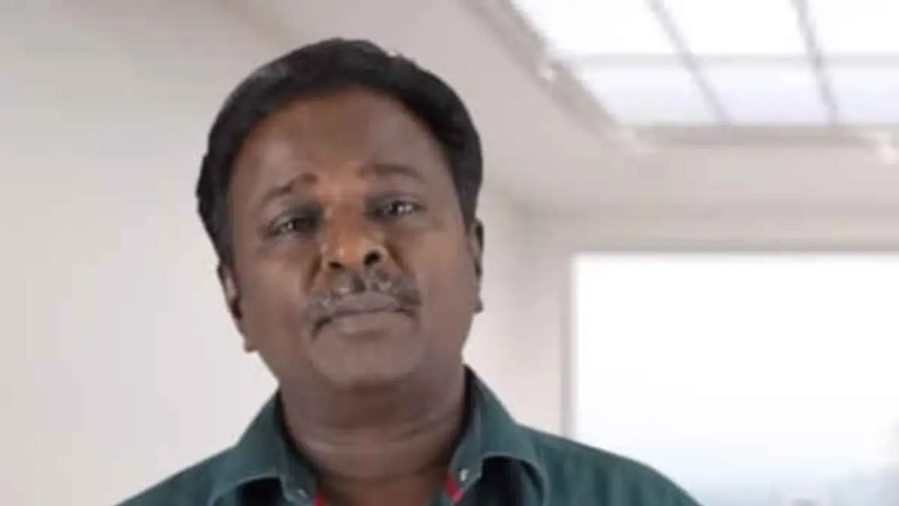 அனைவரும் ஆர்ப்பரித்து கொண்டாடிய Rolex கேரக்டரை ப்ளூ சட்டை இப்படி சொல்லிட்டாரே... கோபத்தில் சூர்யா ரசிகர்கள் அனைவரும் ஆர்ப்பரித்து கொண்டாடிய Rolex கேரக்டரை ப்ளூ சட்டை இப்படி சொல்லிட்டாரே... கோபத்தில் சூர்யா ரசிகர்கள்