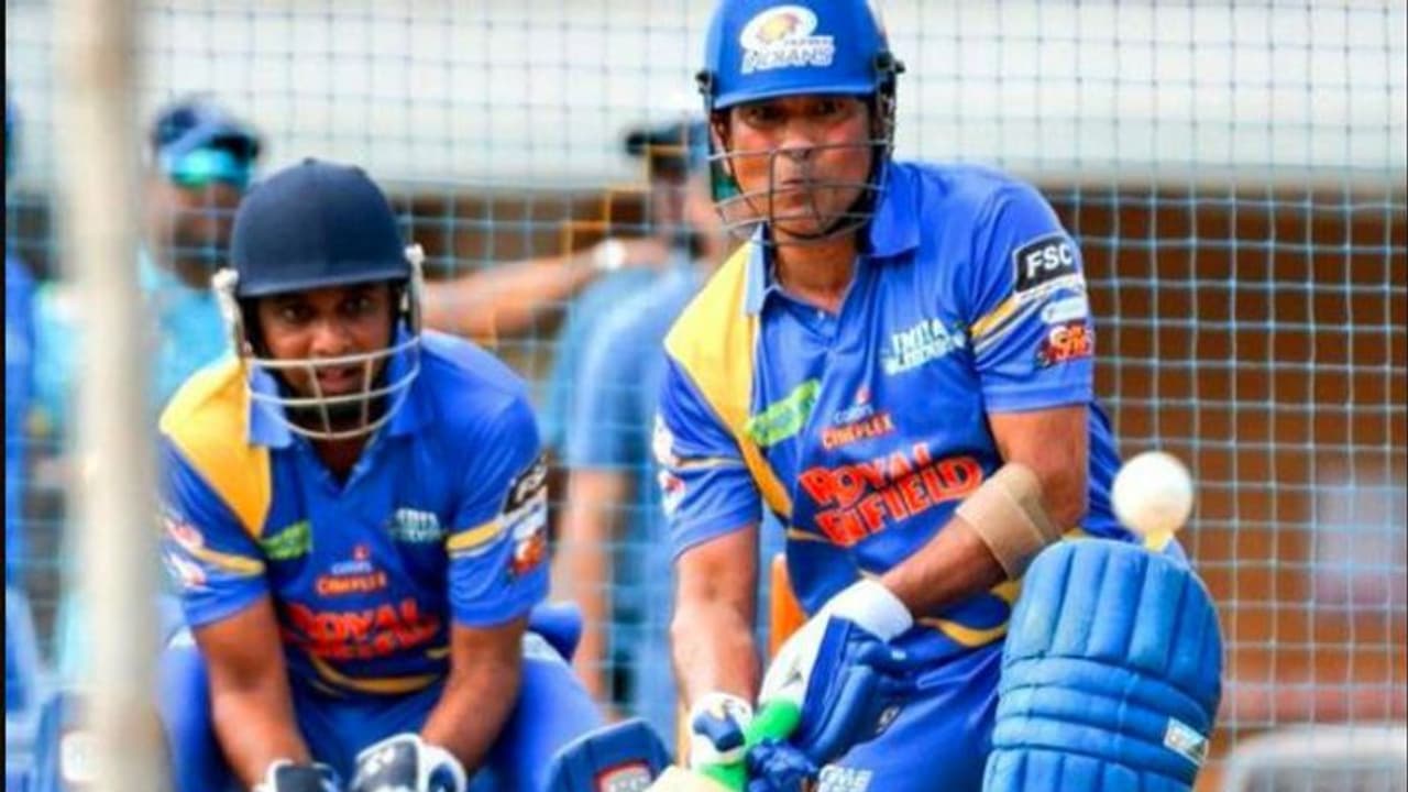 পুরনো মেজাজই সচিন সেওয়াগ জুটি, ওয়াংখেড়েতে ক্যারেবিয়ানদের হারাল ইন্ডিয়া লেজেন্ডস