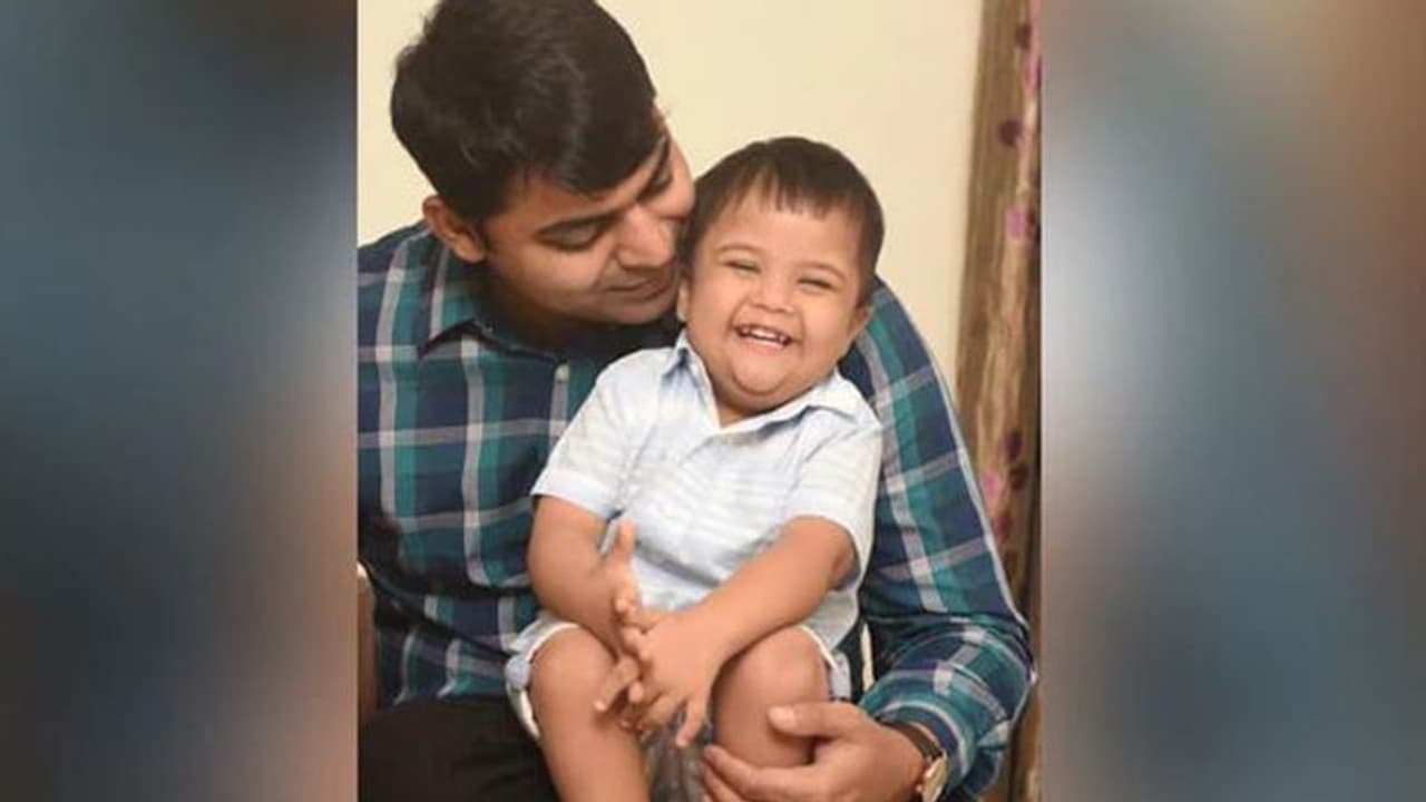 'ലോകത്തിലെ ഏറ്റവും മികച്ച അമ്മ' ; ഓട്ടിസം ബാധിച്ച കുഞ്ഞിനെ ദത്തെടുത്തു, ഈ യുവാവിന് പറയാനുള്ളത് 'ലോകത്തിലെ ഏറ്റവും മികച്ച അമ്മ' ; ഓട്ടിസം ബാധിച്ച കുഞ്ഞിനെ ദത്തെടുത്തു, ഈ യുവാവിന് പറയാനുള്ളത്