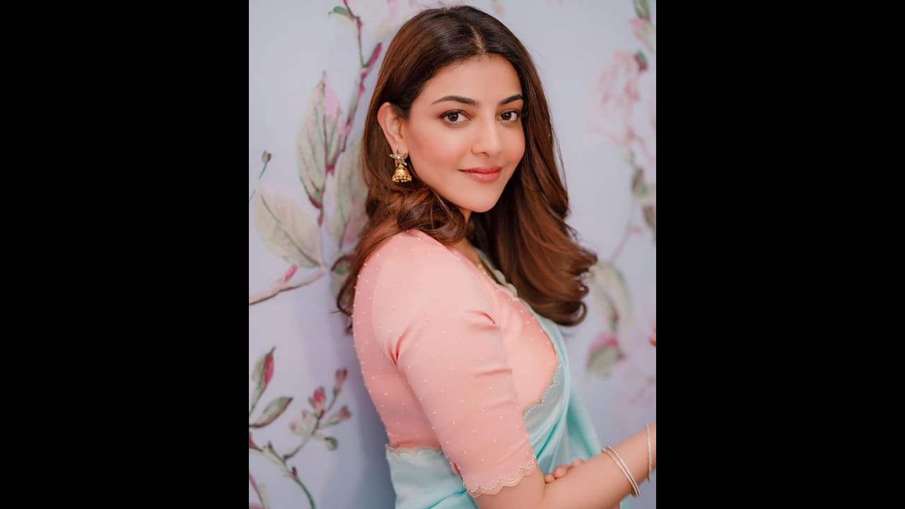 கொரோனா நிவாரணம்: அஜித்தை போலவே அதிரடி காட்டிய காஜல் அகர்வால்... ஒரே நாளில் அனைவருக்கும் நிதியுதவி...! கொரோனா நிவாரணம்: அஜித்தை போலவே அதிரடி காட்டிய காஜல் அகர்வால்... ஒரே நாளில் அனைவருக்கும் நிதியுதவி...!