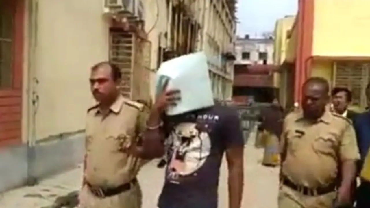 উত্তরপাড়ার ব্য়বসায়ী খুনের মামলায় ছেলের ফাঁসি, বাবা মায়ের যাবজ্জীবন উত্তরপাড়ার ব্য়বসায়ী খুনের মামলায় ছেলের ফাঁসি, বাবা মায়ের যাবজ্জীবন