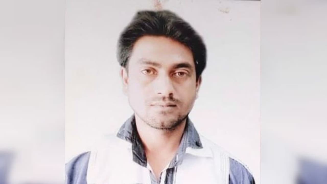 দেশে প্রথম করোনা ভাইরাসে আক্রান্ত সন্দেহে মৃত্যু মুর্শিদাবাদে দেশে প্রথম করোনা ভাইরাসে আক্রান্ত সন্দেহে মৃত্যু মুর্শিদাবাদে