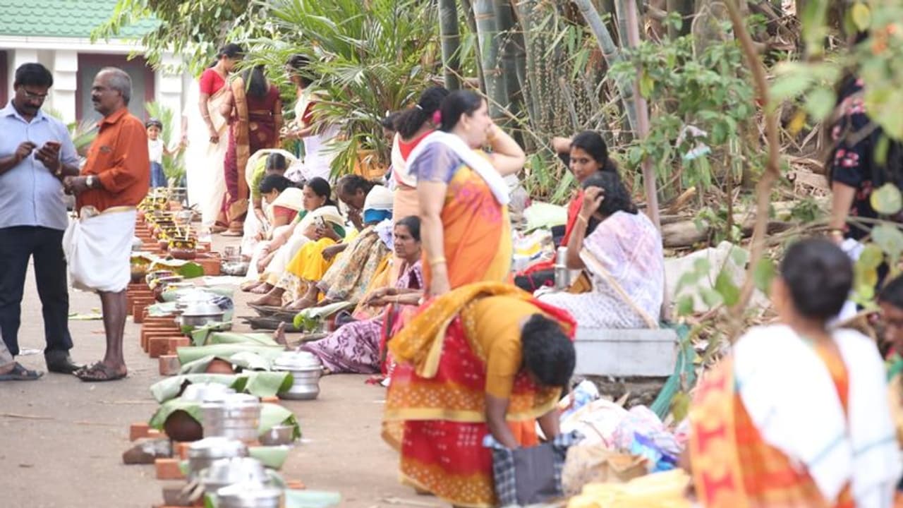ആറ്റുകാൽ ദേവിക്ക് പൊങ്കാലയർപ്പിച്ച് ഭക്തർ മടങ്ങി