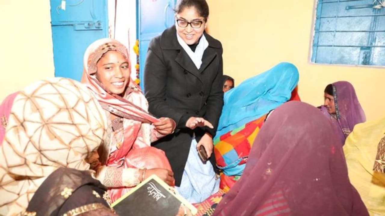 ഒരു കളക്ടര്‍ വിചാരിച്ചാല്‍ ചിലപ്പോള്‍ കുറേപ്പേരുടെ ജീവിതം തന്നെ മാറിയേക്കും!