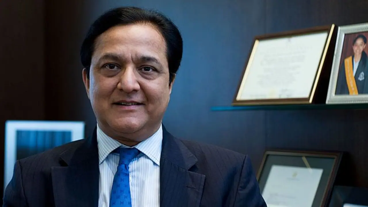 यस बैंक ने बिना सिक्योरिटी DHFL को दिया 3700 करोड़ का लोन, बदले में कपूर को मिला 600 करोड़ रु. का फायदा यस बैंक ने बिना सिक्योरिटी DHFL को दिया 3700 करोड़ का लोन, बदले में कपूर को मिला 600 करोड़ रु. का फायदा