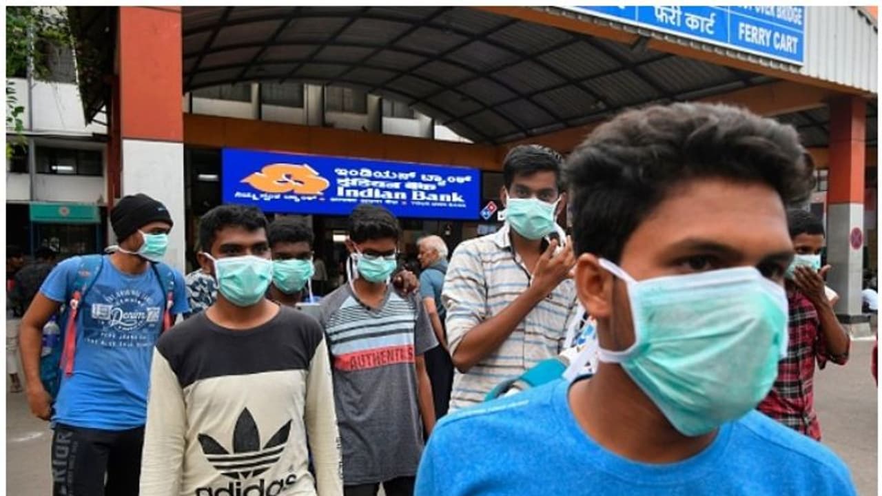 കൊവിഡ് 19; സംസ്ഥാനമാകെ നിയന്ത്രണം, ഏഴാം ക്ലാസ് വരെ പരീക്ഷകള്‍ റദ്ദാക്കി, പൊതുപരിപാടികള്‍ പാടില്ല