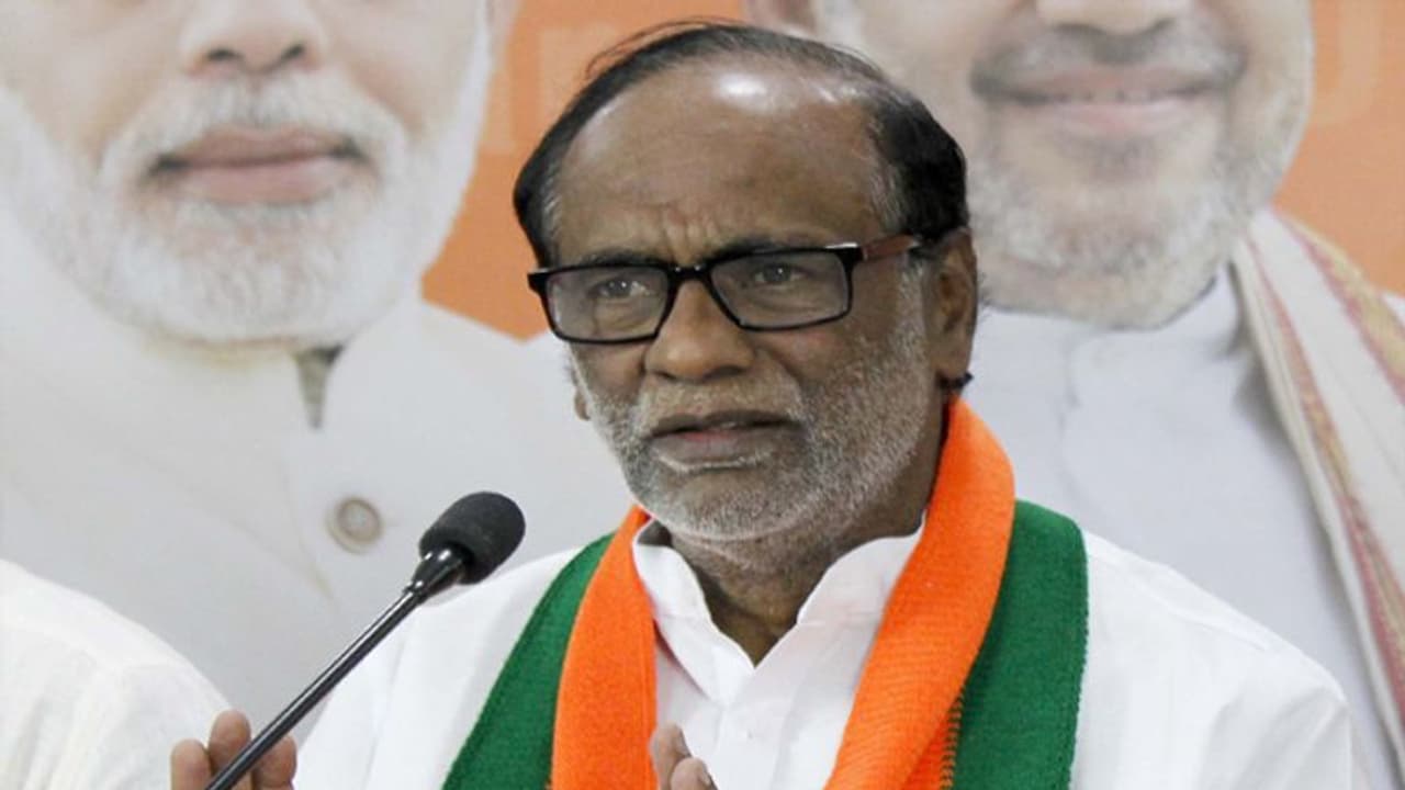 మోదీ ఎరువుల ఫ్యాకర్టీని ప్రారంభిస్తే కేసీఆర్‌కు కడుపు మంట ఎందుకు..?: బీజేపీ ఎంపీ లక్ష్మణ్