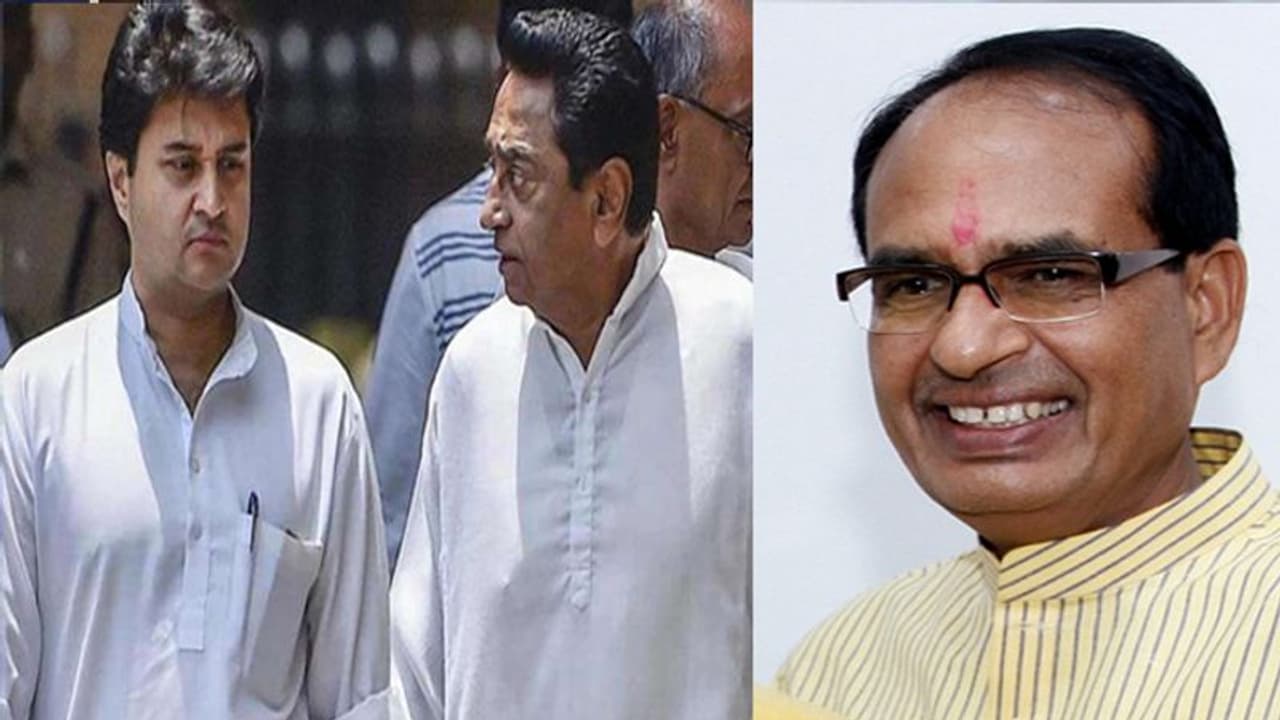 MP सियासी ड्रामा : कमलनाथ कैबिनेट के 20 मंत्रियों ने CM को इस्तीफा सौंपा, दिल्ली में BJP की बैठक भी खत्म MP सियासी ड्रामा : कमलनाथ कैबिनेट के 20 मंत्रियों ने CM को इस्तीफा सौंपा, दिल्ली में BJP की बैठक भी खत्म