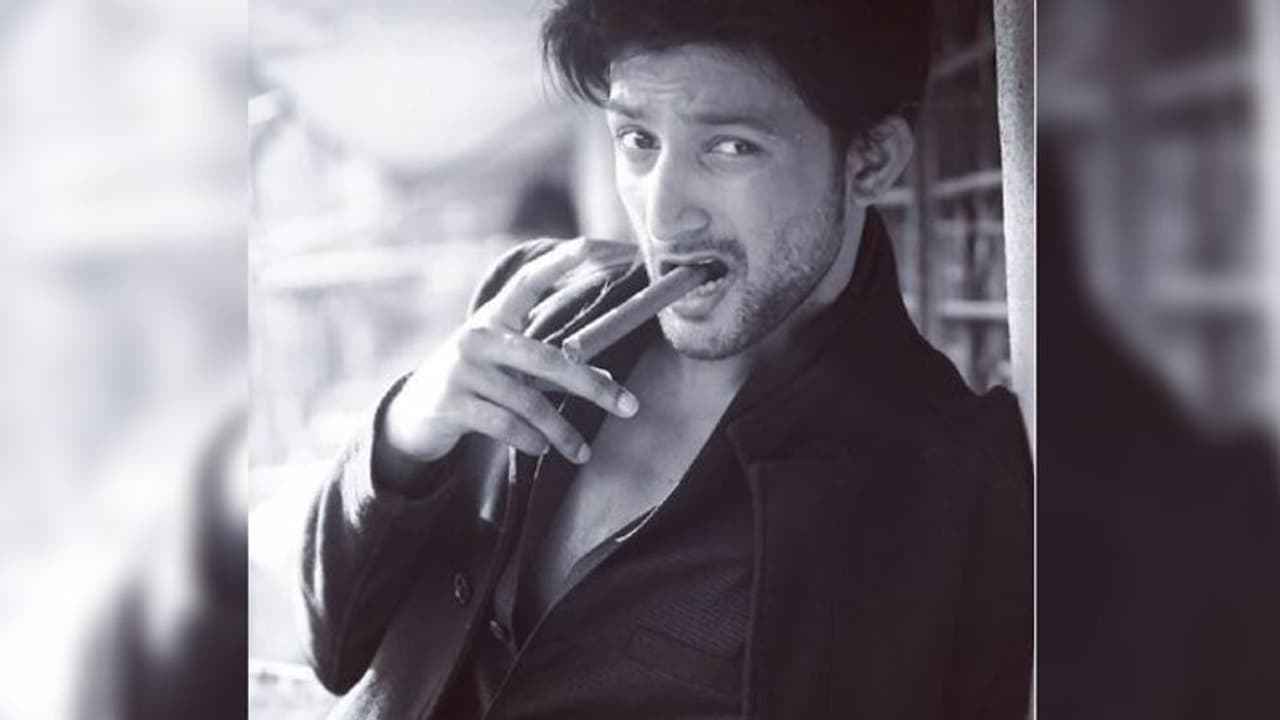 হোলি ফ্যাশন গোলস নিয়ে সকলের 'হৃদয়হরণ' করলেন জয়ী হোলি ফ্যাশন গোলস নিয়ে সকলের 'হৃদয়হরণ' করলেন জয়ী