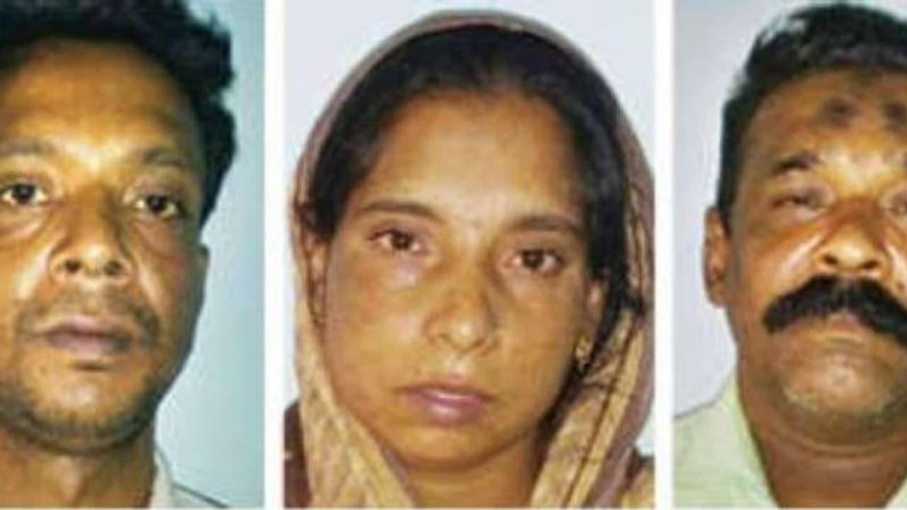 മലപ്പുറത്ത് പ്രായപൂര്ത്തിയാകാത്ത അസമി പെണ്കുട്ടിയെ പീഡിപ്പിച്ചു: മൂന്ന് പേര് പിടിയില് മലപ്പുറത്ത് പ്രായപൂര്ത്തിയാകാത്ത അസമി പെണ്കുട്ടിയെ പീഡിപ്പിച്ചു: മൂന്ന് പേര് പിടിയില്