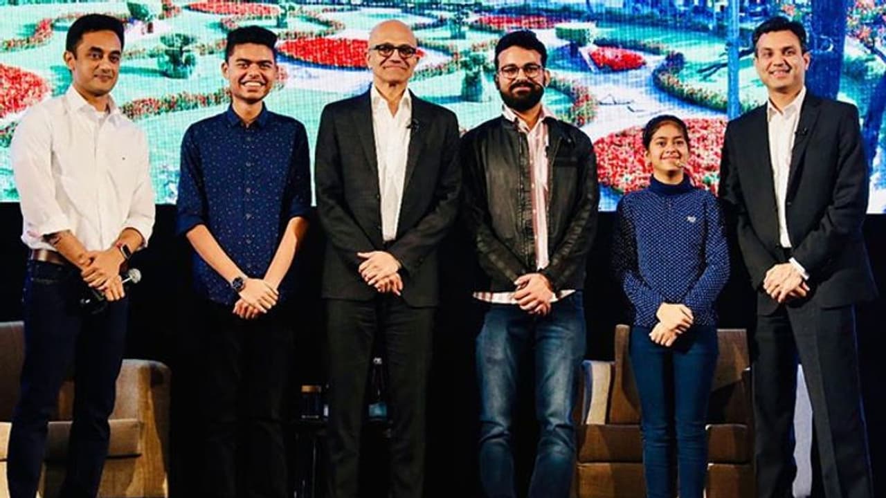 শিক্ষামূলক ভিডিওগেম বানিয়ে তাক লাগাল ১৩ বছরের নম্যা যোশী, তারিফ করলেন স্বয়ং সত্য নাদেল্লা শিক্ষামূলক ভিডিওগেম বানিয়ে তাক লাগাল ১৩ বছরের নম্যা যোশী, তারিফ করলেন স্বয়ং সত্য নাদেল্লা