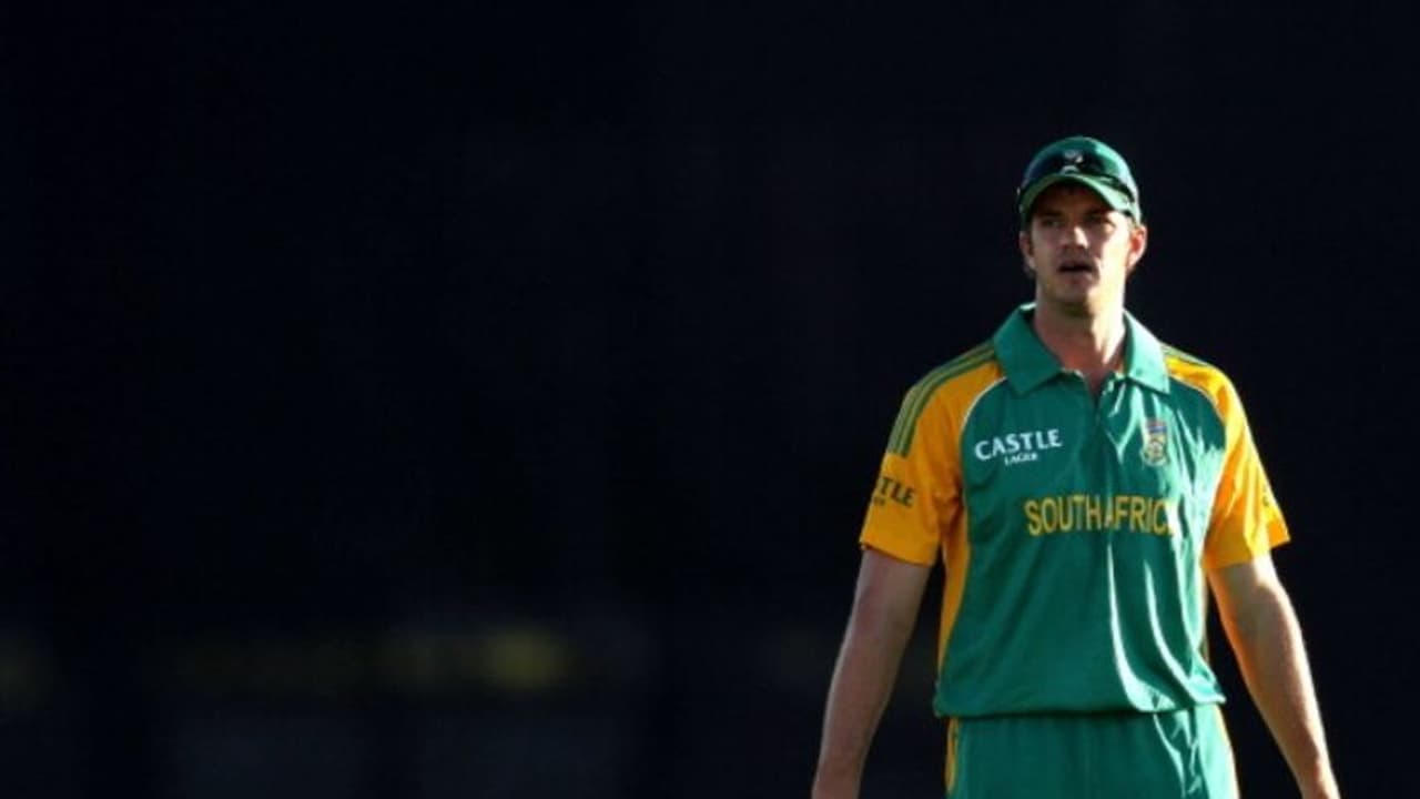 പരമ്പര വിജയികളെ പ്രവചിച്ച് ആല്ബി മോര്ക്കല്; ദക്ഷിണാഫ്രിക്കയ്ക്ക് മുന്നറിയിപ്പും പരമ്പര വിജയികളെ പ്രവചിച്ച് ആല്ബി മോര്ക്കല്; ദക്ഷിണാഫ്രിക്കയ്ക്ക് മുന്നറിയിപ്പും