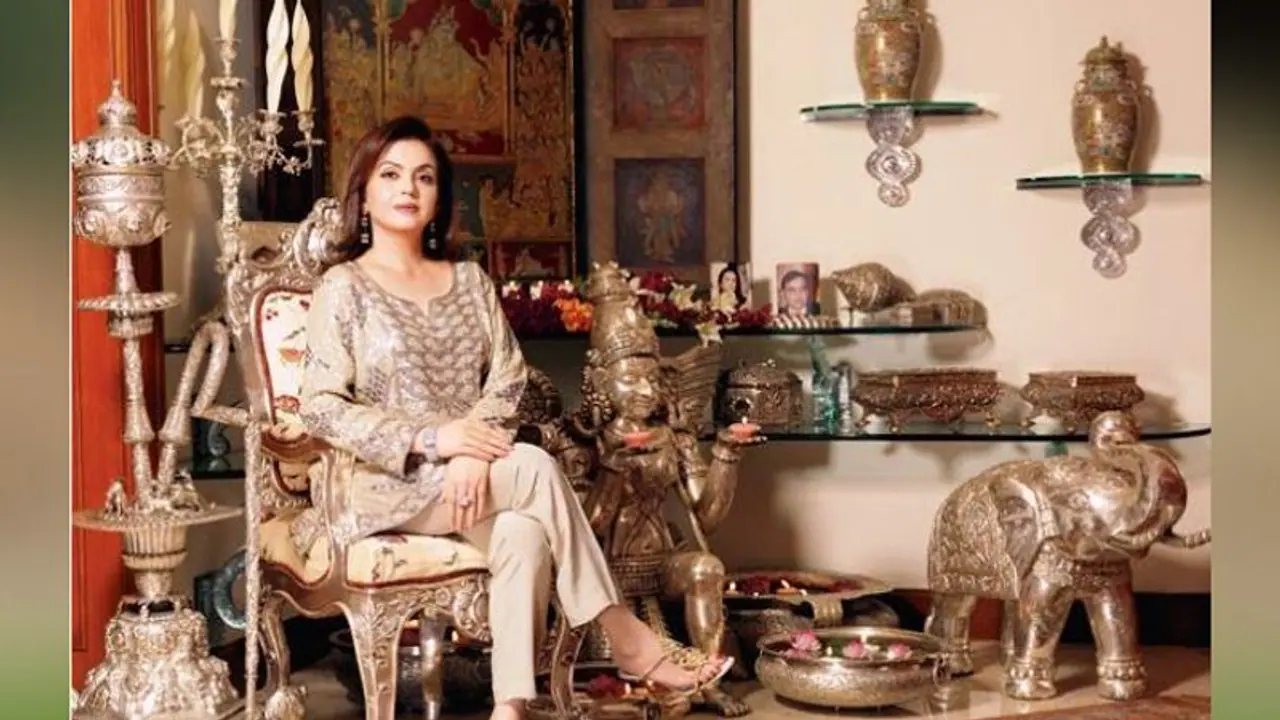 ಮುಖೇಶ್ ಅಂಬಾನಿ ಪತ್ನಿಯಾದ ಮೇಲೂ ಶಾಲಾ ಶಿಕ್ಷಕಿಯಾಗಿ 800 ರೂ. ಸಂಬಳ ಪಡೆಯುತ್ತಿದ್ದ ನೀತಾ ಅಂಬಾನಿ!