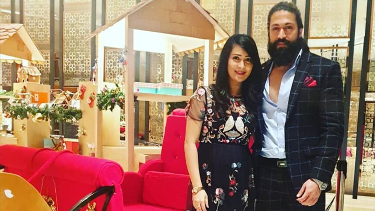 KGF star Yash's bearded look has fans all over, but has driven his wife farther away KGF star Yash's bearded look has fans all over, but has driven his wife farther away