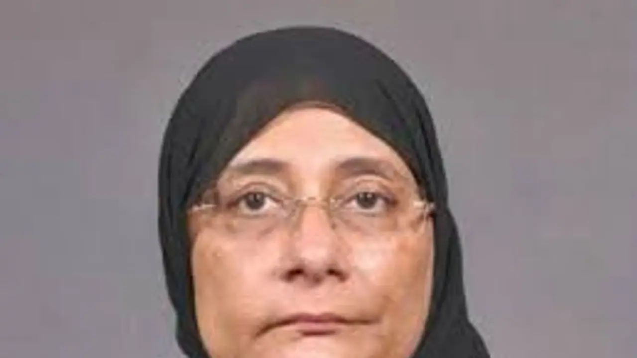 திமுகவுக்கு தாவும் முன்னாள் அமைச்சர்... முன்பே அறிந்து விலக்கிய எடப்பாடி..! திமுகவுக்கு தாவும் முன்னாள் அமைச்சர்... முன்பே அறிந்து விலக்கிய எடப்பாடி..!