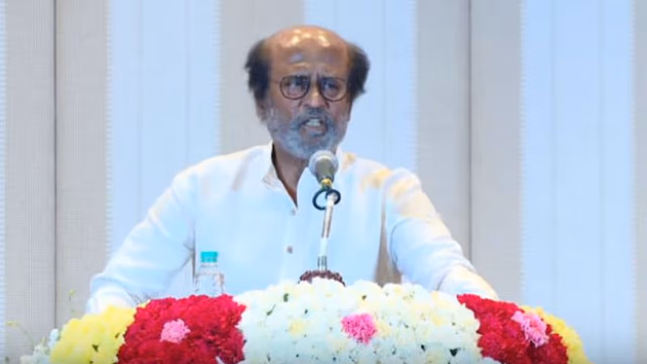 கொரோனாவை தடுக்க No Corona கோலம்..? ரஜினியை சீண்டிய திமுக எம்.பி.,க்கு நெத்தியடி..! கொரோனாவை தடுக்க No Corona கோலம்..? ரஜினியை சீண்டிய திமுக எம்.பி.,க்கு நெத்தியடி..!