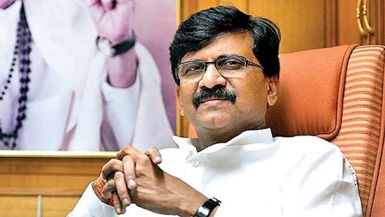  സഞ്ജയ് റാവത്തിന്റെ വീട്ടിൽ ഇഡി; പരിശോധന ഭവന നിർമ്മാണപദ്ധതിയുമായി ബന്ധപ്പെട്ട അഴിമതിക്കേസില്‍