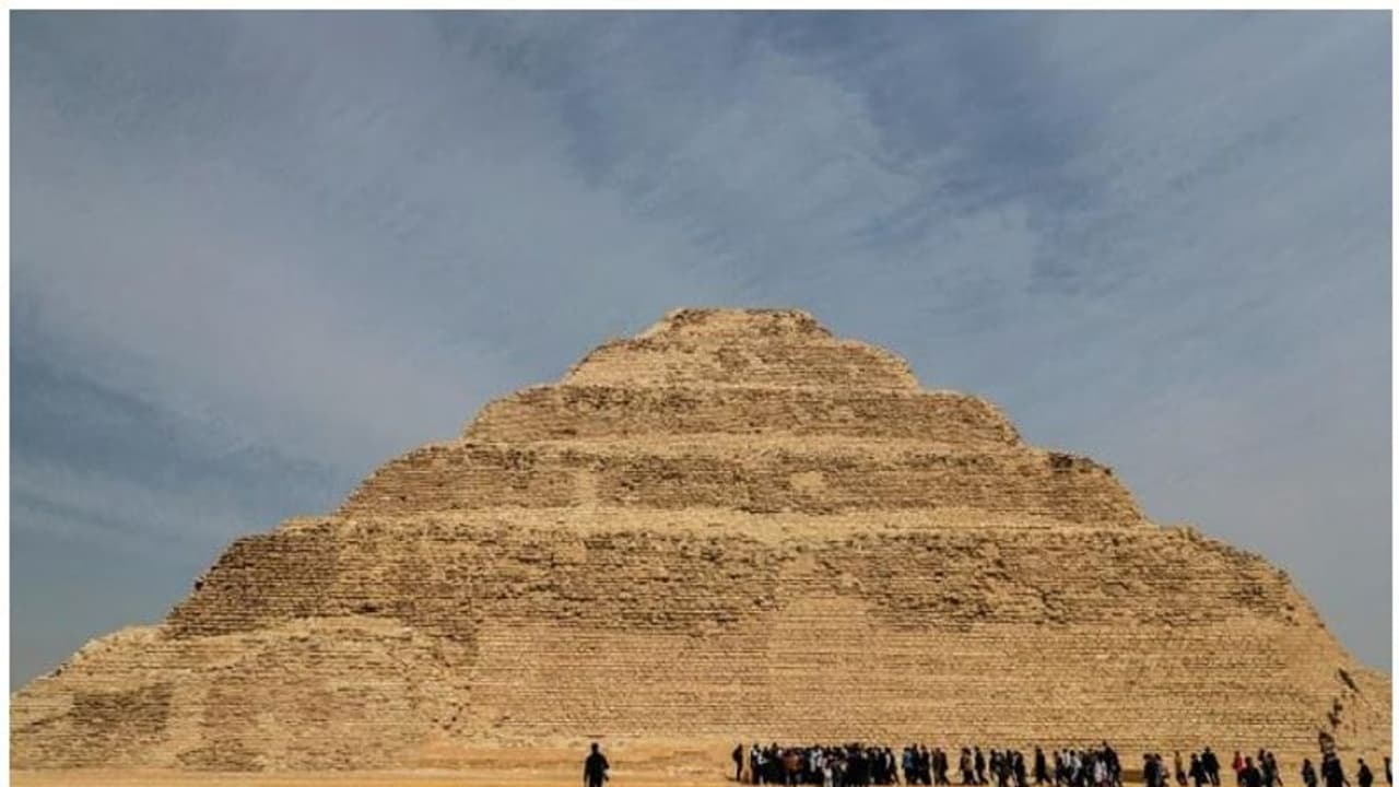 4700 വര്ഷങ്ങളുടെ പഴക്കം, ലോകത്തിലെ ആദ്യത്തെ പിരമിഡ് ലോകത്തിനുമുന്നില് തുറന്നുകൊടുക്കുമ്പോള് 4700 വര്ഷങ്ങളുടെ പഴക്കം, ലോകത്തിലെ ആദ്യത്തെ പിരമിഡ് ലോകത്തിനുമുന്നില് തുറന്നുകൊടുക്കുമ്പോള്