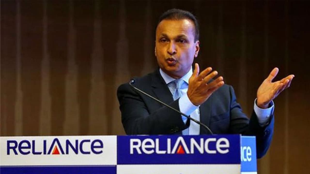 యెస్ బ్యాంక్ దివాళా... ఈడీ ముందు హాజరైన అనీల్ అంబానీ యెస్ బ్యాంక్ దివాళా... ఈడీ ముందు హాజరైన అనీల్ అంబానీ