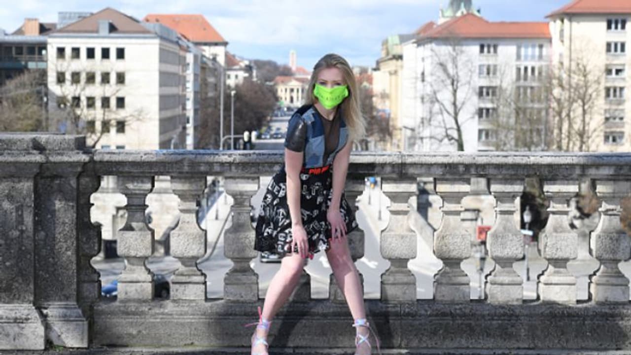 ಆಕ್ಷೀ ಎಂದರೆ ಸಾಕು ಭಯವಾಗೋ ಈ ಟೈಮಲ್ಲಿ ಈ ವೀಡಿಯೋ ನೋಡಿ ನಕ್ಕು ಬಿಡಿ...