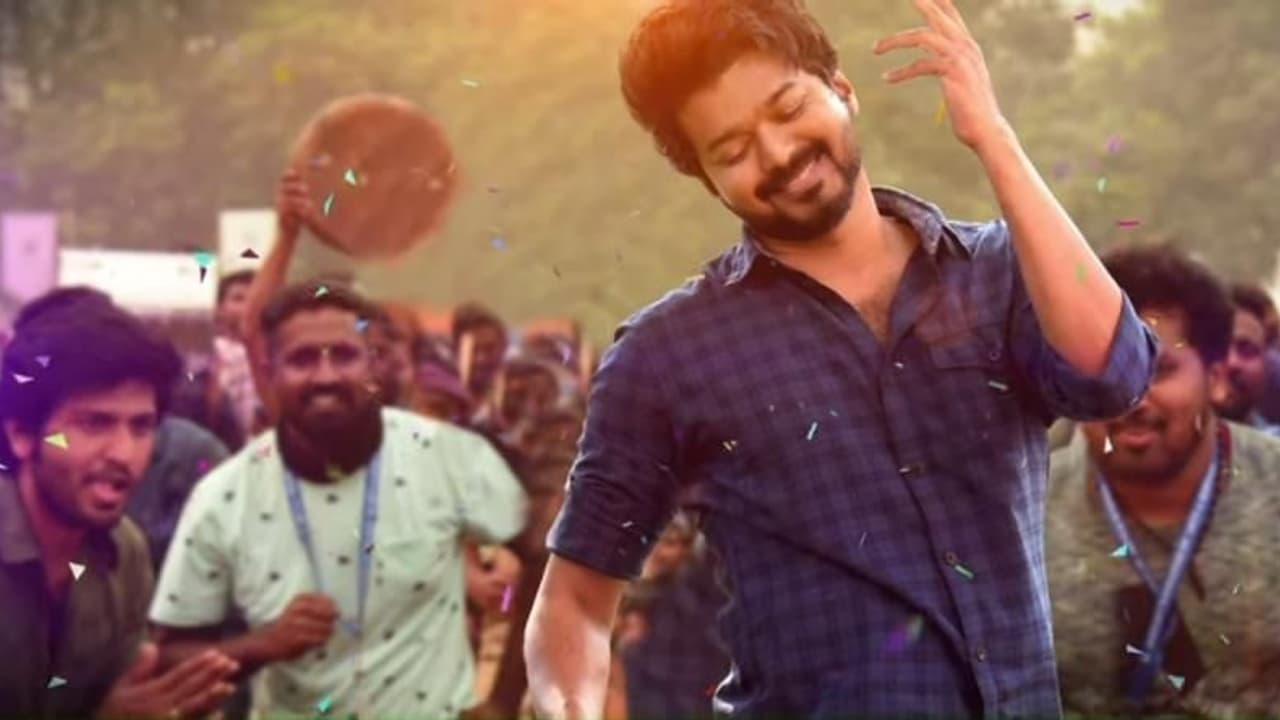 “வாத்தி கம்மிங்” பாட்டுக்கு செம்ம குத்து போட்ட திரைப்பிரபலம்... இந்த வயசிலும் என்னாமா ஆடுறாங்க?? “வாத்தி கம்மிங்” பாட்டுக்கு செம்ம குத்து போட்ட திரைப்பிரபலம்... இந்த வயசிலும் என்னாமா ஆடுறாங்க??