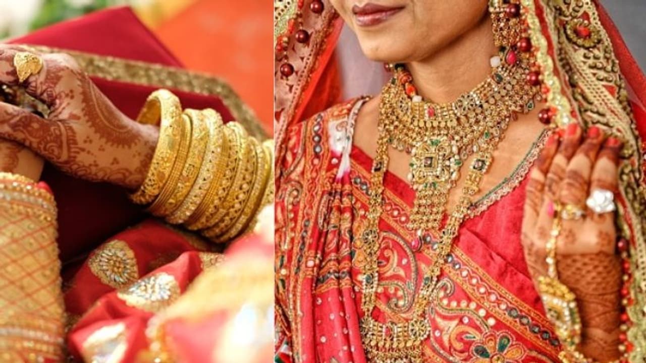 அட்சய திருதியன்று ஆன்லைன் புக்கிங்..! நகை வாங்க விரும்பம் பெண்களுக்கு நல்ல செய்தி ..! அட்சய திருதியன்று ஆன்லைன் புக்கிங்..! நகை வாங்க விரும்பம் பெண்களுக்கு நல்ல செய்தி ..!