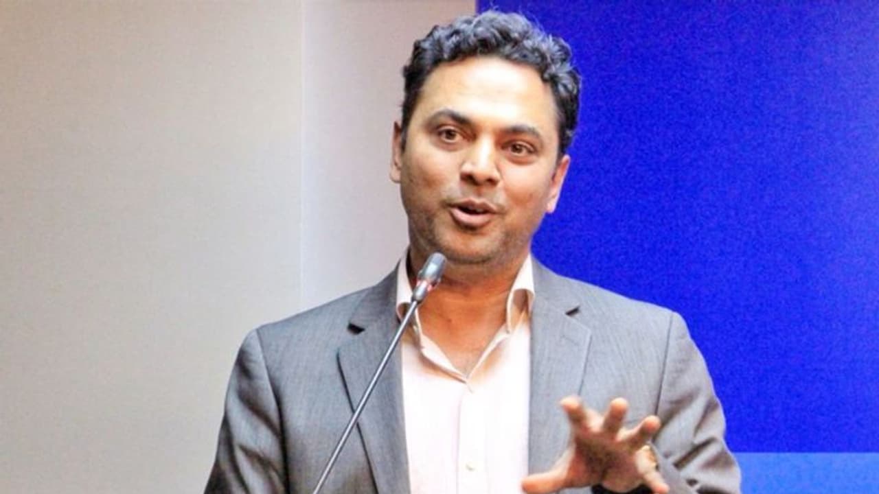 CEA ने कहा, सरकार, रिजर्व बैंक कोरोनावायरस के डर को दूर करने को उठाएंगे सभी जरूरी कदम CEA ने कहा, सरकार, रिजर्व बैंक कोरोनावायरस के डर को दूर करने को उठाएंगे सभी जरूरी कदम