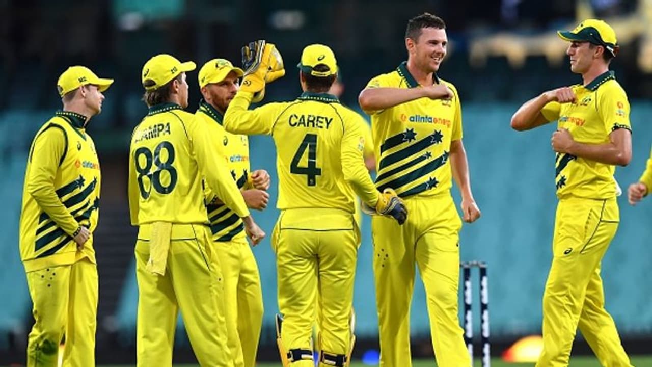 வரலாற்று சிறப்புமிக்க போட்டியில் நியூசிலாந்தை வீழ்த்தி ஆஸ்திரேலியா அபார வெற்றி