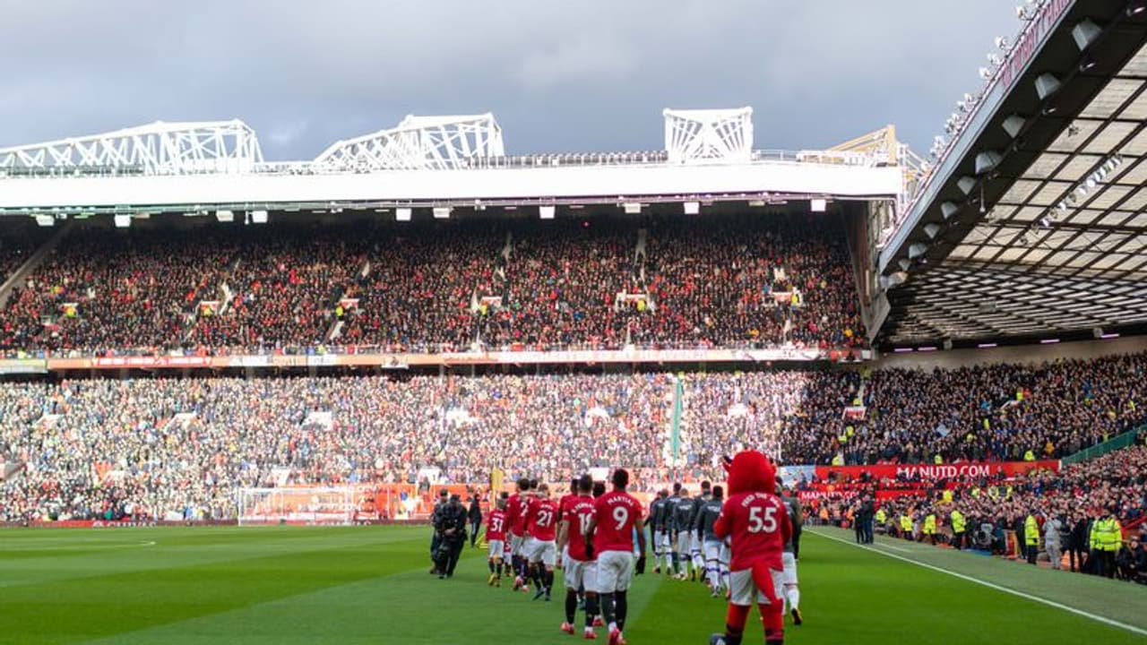 കൊവിഡ് 19: ഇംഗ്ലീഷ് പ്രീമിയര് ലീഗ് മത്സരങ്ങള് റദ്ദാക്കി കൊവിഡ് 19: ഇംഗ്ലീഷ് പ്രീമിയര് ലീഗ് മത്സരങ്ങള് റദ്ദാക്കി