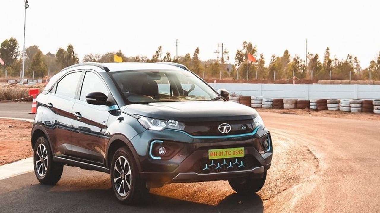 65 ಟಾಟಾ ನೆಕ್ಸಾನ್ ಎಲೆಕ್ಟ್ರಿಕ್ ಕಾರು ಬುಕ್ ಮಾಡಿದ ಸರ್ಕಾರ!