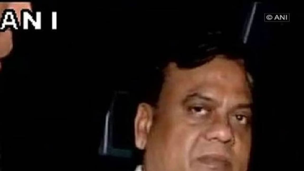 சோட்டா ராஜனின் மருகள் மீது புனே போலீசார் வழக்கு பதிவு.!