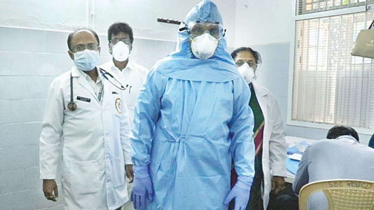 ರಾಜ್ಯದಲ್ಲಿ ಕೊರೋನಾ ವಿರುದ್ಧ ಸಚಿವ ಡಾ.ಕೆ.ಸುಧಾಕರ್‌ ಸಮರ