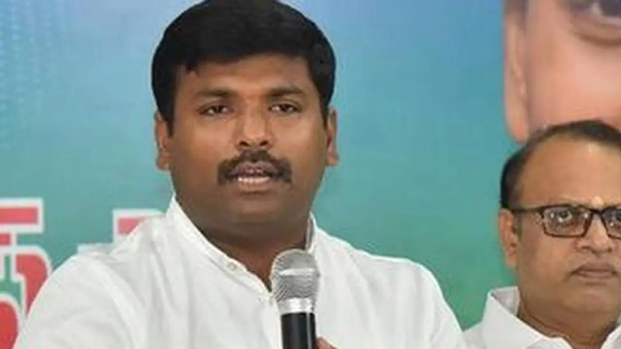 ఒంటరిగా పోటీ చేయలేరు.. పవర్‌స్టార్ కాదు, పిరికి స్టార్: పవన్‌పై గుడివాడ కామెంట్స్