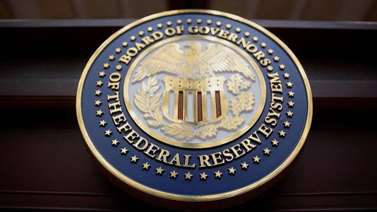 fed interest rate: 4 ஆண்டுகளுக்குப்பின் அமெரிக்க பெடரல் வங்கி கடனுக்கான வட்டி வீதத்தை உயர்த்தியது
