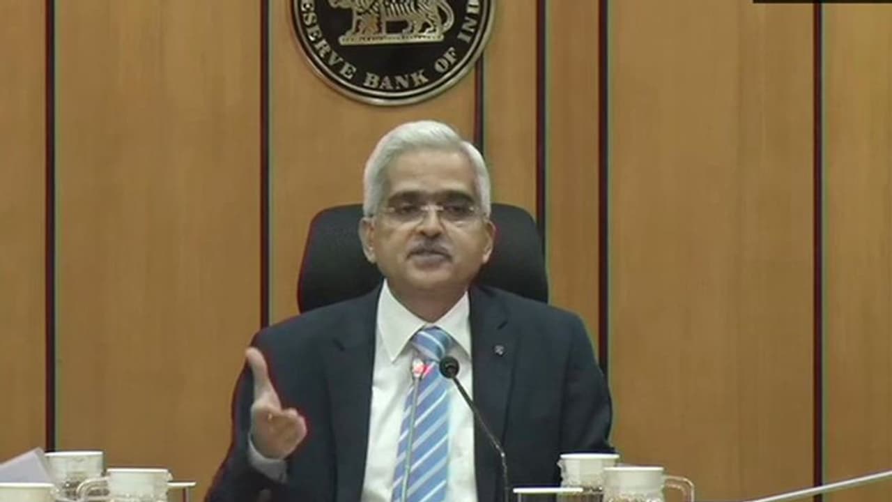 18 मार्च को हटेंगी यस बैंक पर लगी पाबंदियां, सभी का पैसा सुरक्षित: गवर्नर शक्तिकांत दास 18 मार्च को हटेंगी यस बैंक पर लगी पाबंदियां, सभी का पैसा सुरक्षित: गवर्नर शक्तिकांत दास