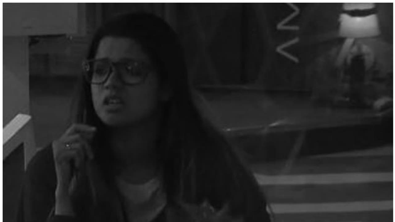 ഞാൻ എവിടെയെങ്കിലും പോയാല്‍ എന്റെ ഉടുപ്പൊക്കെ കെട്ടിപിടിച്ചാണ് അവള്‍ കിടക്കാറുള്ളത്, മകളെ കുറിച്ച് അമൃത