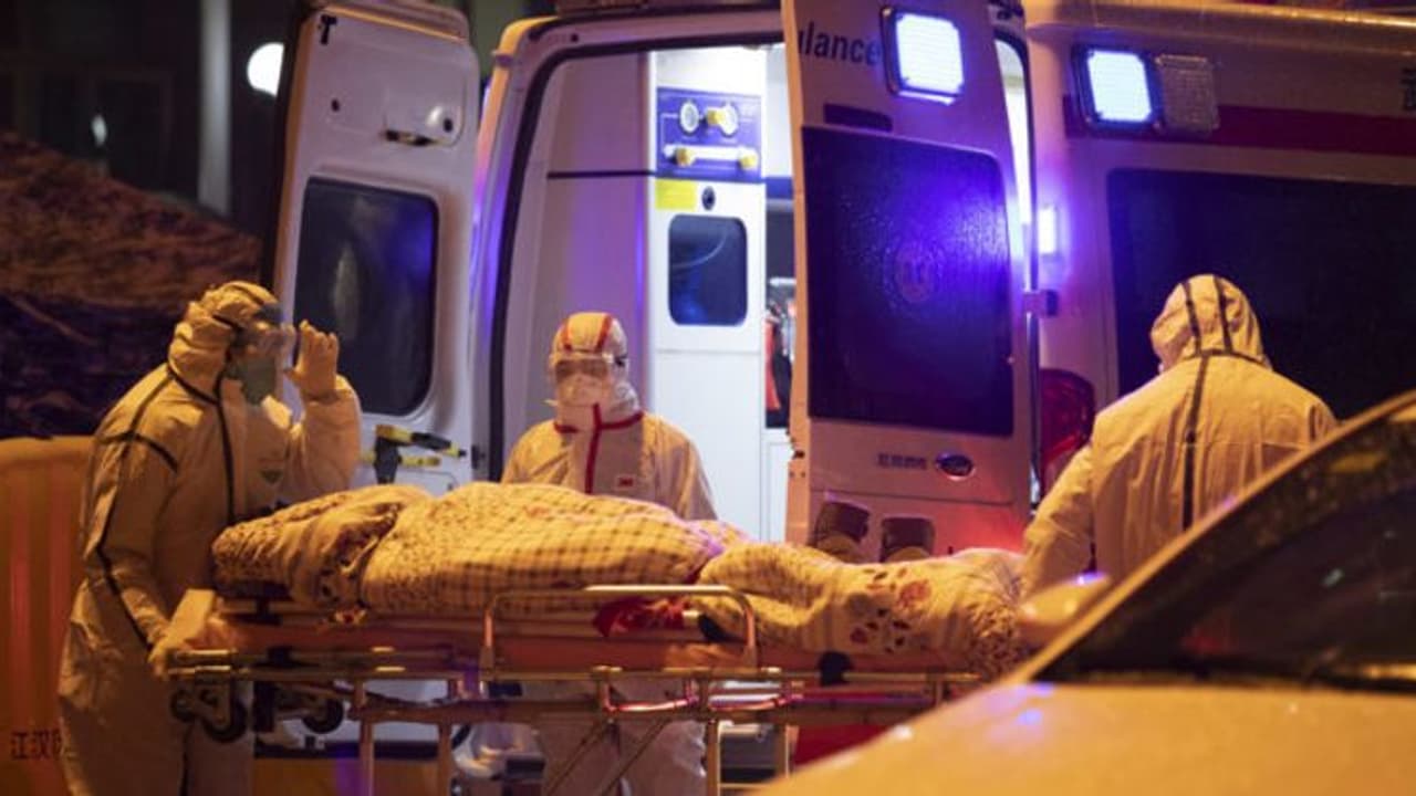 7 ஆயிரத்தை கடந்தது கொரோனா பலி..! அதிர்ச்சியில் உறைந்த உலக நாடுகள்..! 7 ஆயிரத்தை கடந்தது கொரோனா பலி..! அதிர்ச்சியில் உறைந்த உலக நாடுகள்..!