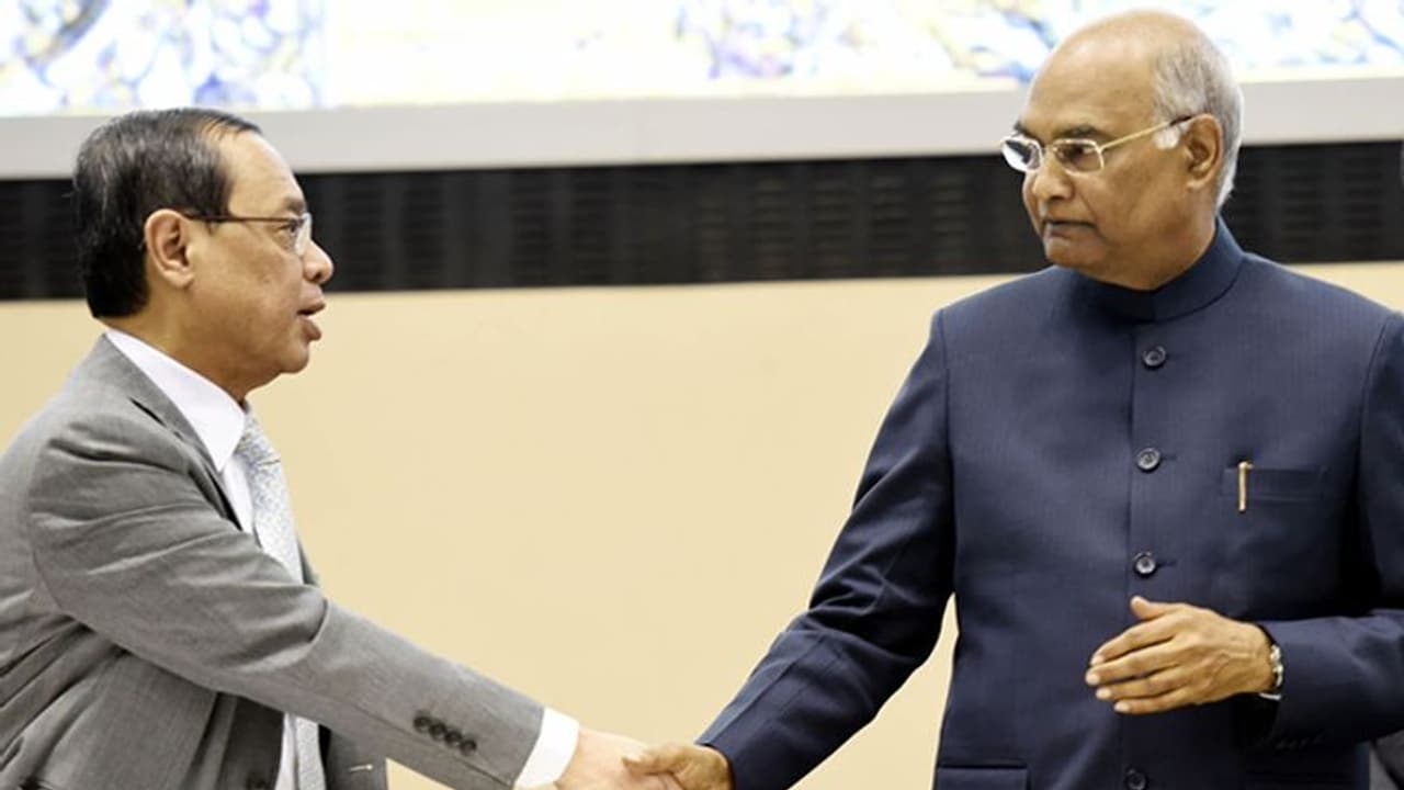 पहले शपथ ले लूं, फिर बात करूंगा...राज्यसभा के लिए मनोनीत होने के बाद उठ रहे सवालों पर रंजन गोगोई का जवाब पहले शपथ ले लूं, फिर बात करूंगा...राज्यसभा के लिए मनोनीत होने के बाद उठ रहे सवालों पर रंजन गोगोई का जवाब