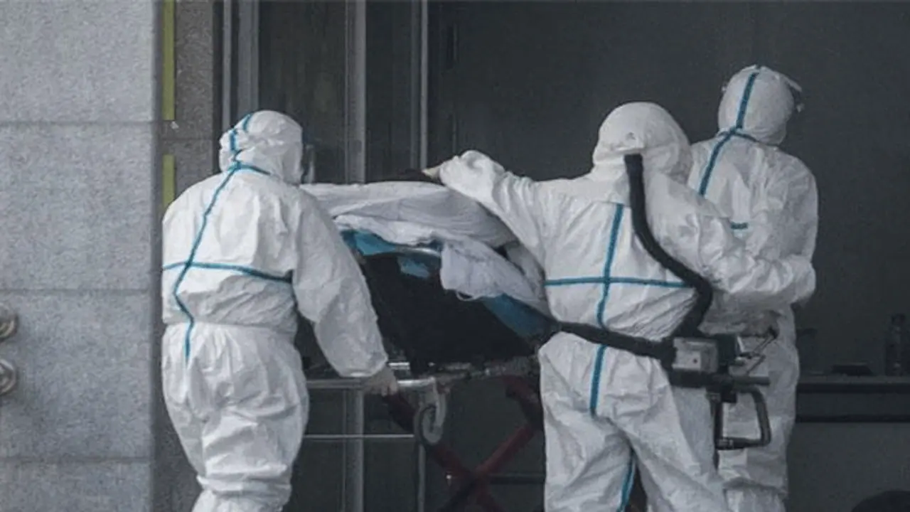 ಟೆಕ್ಕಿ ತಂದ ಆತಂಕ: ವಿದೇಶದಿಂದ ಆಗಮಿಸಿದ್ದ ವಿಚಾರ ಮುಚ್ಚಿಟ್ಟು ಚಿಕಿತ್ಸೆ ಪಡೆದಿದ್ದ! ಟೆಕ್ಕಿ ತಂದ ಆತಂಕ: ವಿದೇಶದಿಂದ ಆಗಮಿಸಿದ್ದ ವಿಚಾರ ಮುಚ್ಚಿಟ್ಟು ಚಿಕಿತ್ಸೆ ಪಡೆದಿದ್ದ!