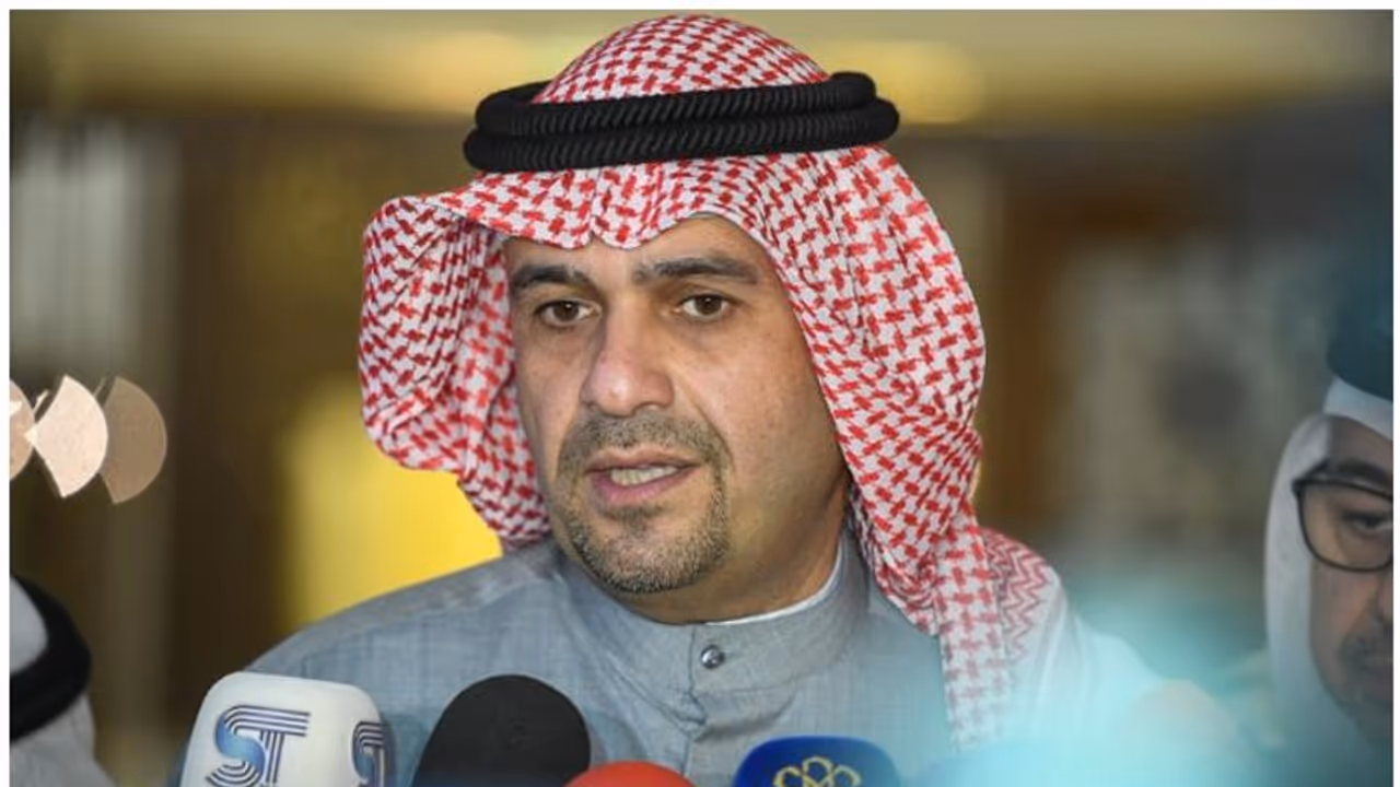 മുഴുവന് സമയവും കര്ഫ്യൂ ഏര്പ്പെടുത്താന് മടിക്കില്ലെന്ന് കുവൈത്ത് ആഭ്യന്തര മന്ത്രി മുഴുവന് സമയവും കര്ഫ്യൂ ഏര്പ്പെടുത്താന് മടിക്കില്ലെന്ന് കുവൈത്ത് ആഭ്യന്തര മന്ത്രി