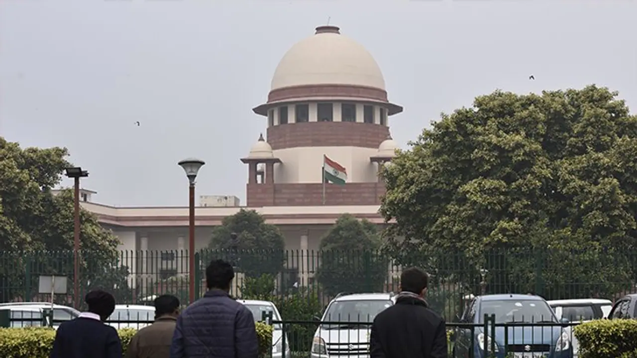सुप्रीम कोर्ट ने AGR Case में टेलिकॉम कंपनियों को लगाई फटकार, कहा- कोर्ट से सभी कंपनी के MD को भेज देंगे जेल