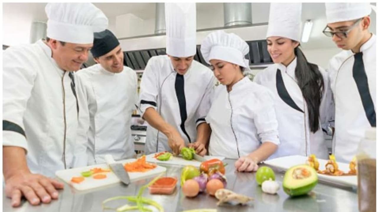 നാഷണല്‍ ഹോസ്പിറ്റാലാറ്റി ടീച്ചര്‍ എലിജിബിലിറ്റി ടെസ്റ്റിന് അപേക്ഷിക്കാം; അവസാന തീയതി മാർച്ച് 24