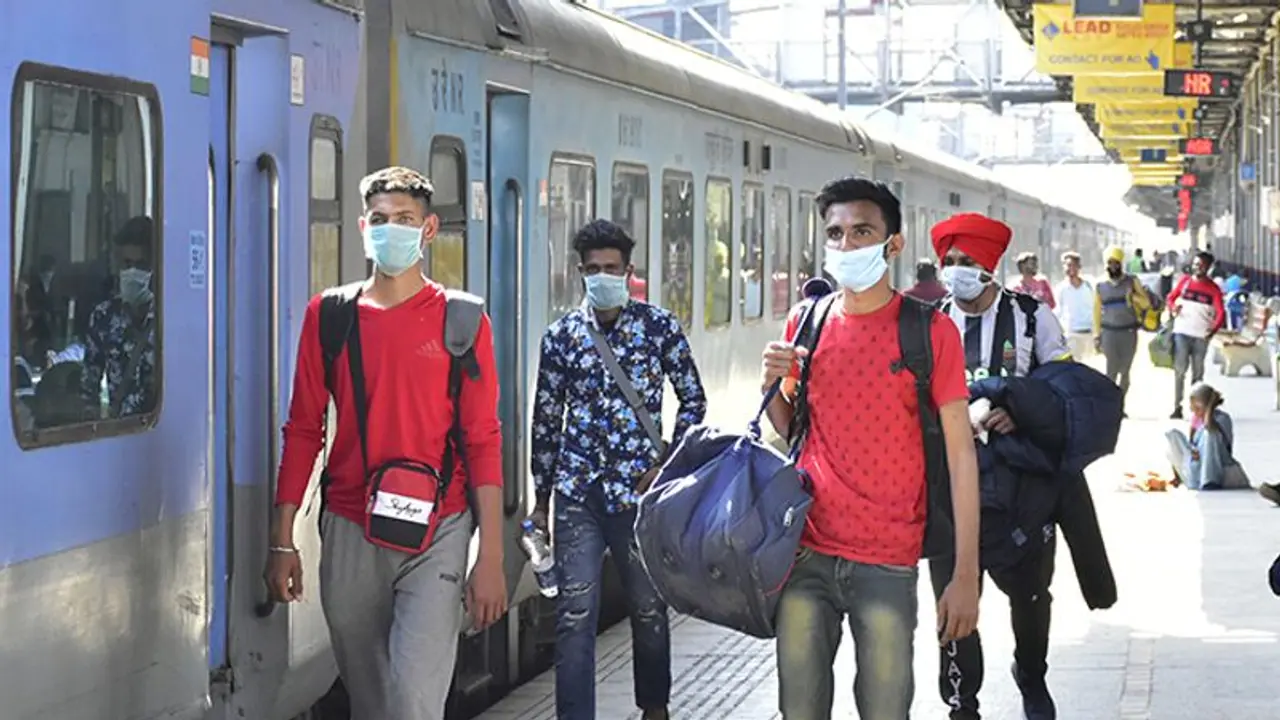 Four passengers travelling with quarantine stamp caught on train near Mumbai Four passengers travelling with quarantine stamp caught on train near Mumbai