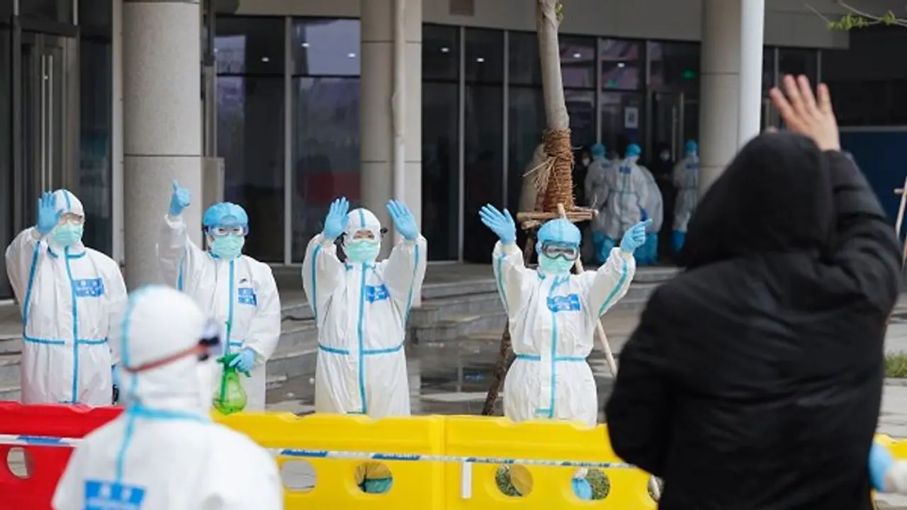 కరోనా ఎఫెక్ట్: కేంద్ర ప్రభుత్వ ఉద్యోగులకు వర్క్ ఫ్రం హోం కరోనా ఎఫెక్ట్: కేంద్ర ప్రభుత్వ ఉద్యోగులకు వర్క్ ఫ్రం హోం