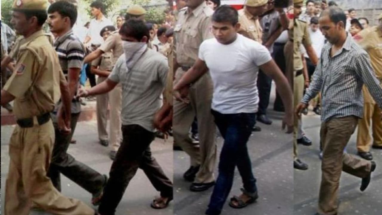 ఉరిశిక్ష: నాథూరామ్ గాడ్సే నుండి నిర్భయ దోషుల వరకు ...... ఉరిశిక్ష: నాథూరామ్ గాడ్సే నుండి నిర్భయ దోషుల వరకు ......