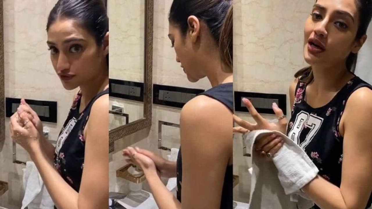 കൊവി‍ഡ് 19: 'സേഫ് ഹാൻഡ് ചലഞ്ച്' വീ‍ഡിയോയുമായി ത്രിണമൂൽ എംപി; പിന്നാലെ ട്രോള്‍, കാരണമിതാണ്